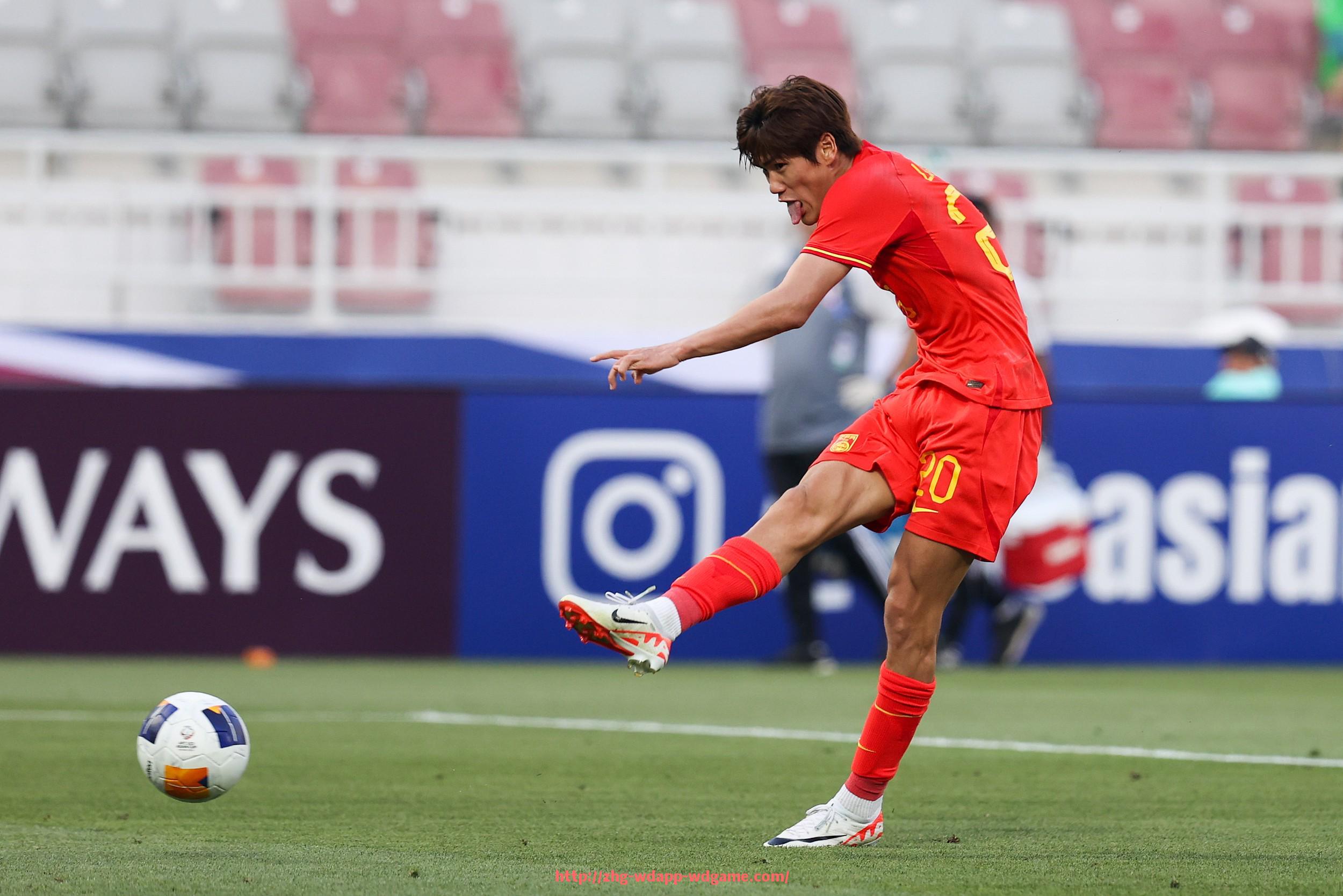 问鼎娱乐官网-法甲外援转会分析报告及其对球队阵容优化的推动作用